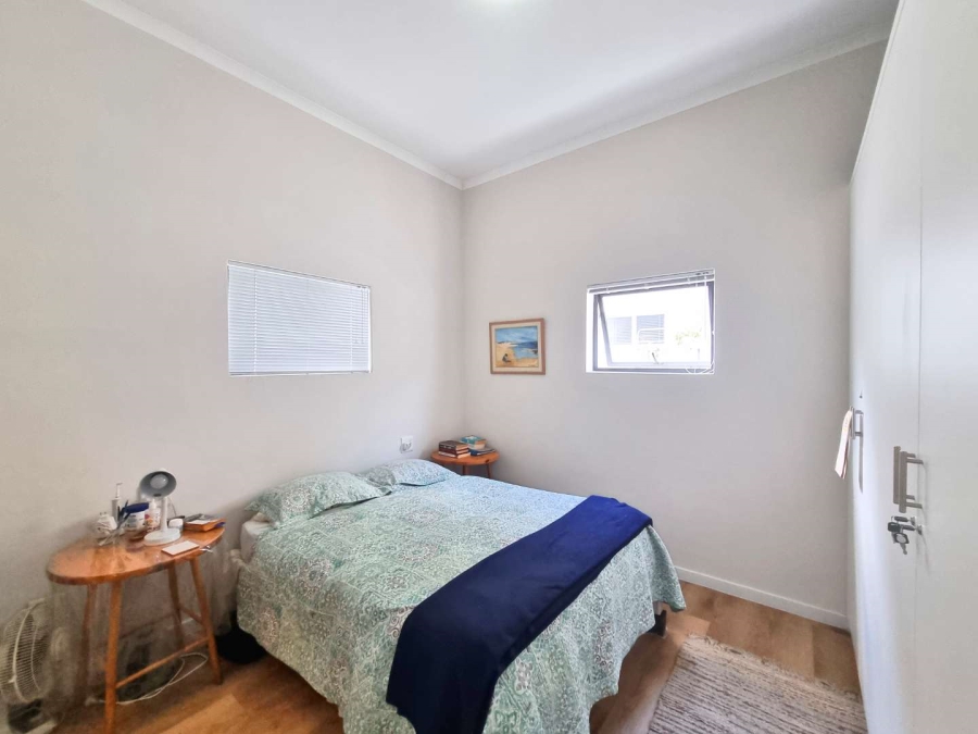 2 Bedroom Property for Sale in Sandbaai Western Cape